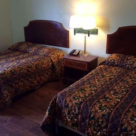 Knights Inn Center Valley Extérieur photo
