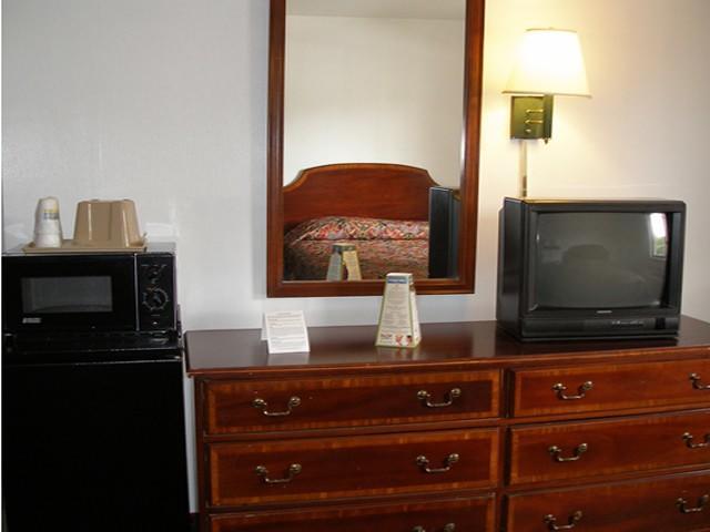 Knights Inn Center Valley Extérieur photo