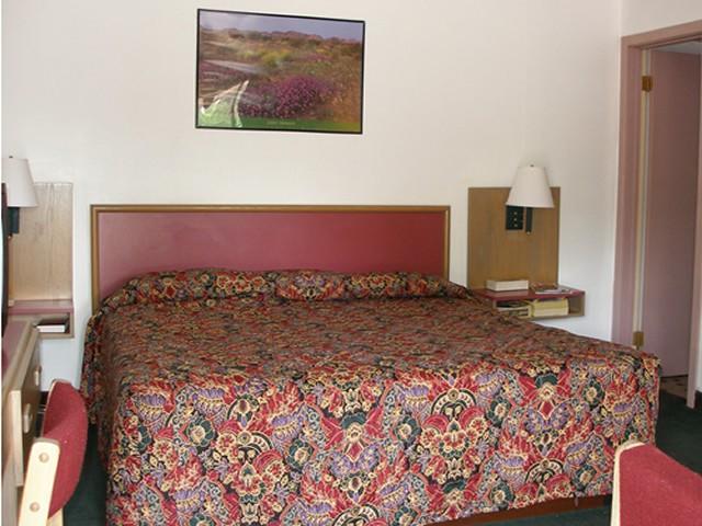 Knights Inn Center Valley Chambre photo